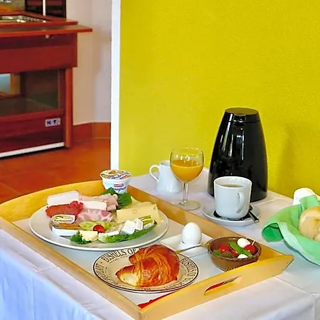 Casa 3* Neu-Isenburg