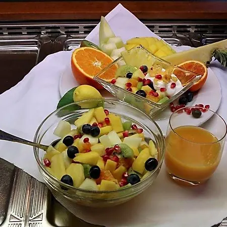 Casa 3*