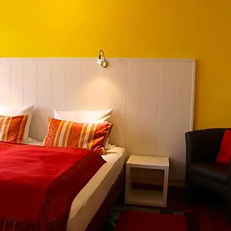 Casa 3*